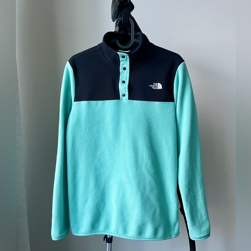 Like New The North Face Fleece Pullover XS